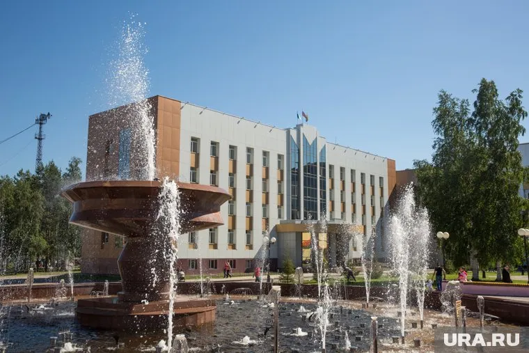 Чиновников из мэрии Нефтеюганска отправили на карантин