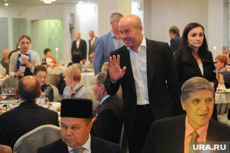 Последний раз представители челябинских элит встречались за банкетными столами в 2019 году