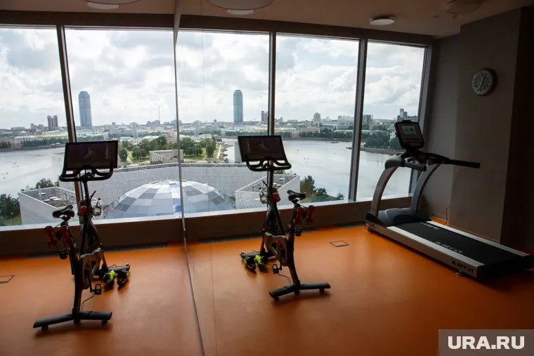 Суд снизил срок тренеру на два года