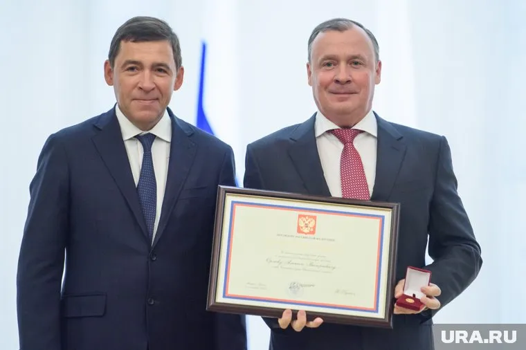 Алексей Орлов (справа) отмечен президентом РФ не впервые