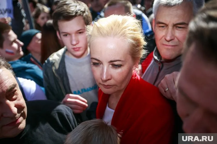 Юлия Навальная заявила, что не может доверять Леониду Рошалю