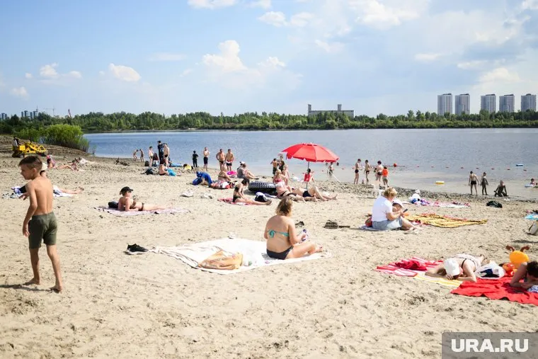 В техническом режиме пляж начал работать 21 июня