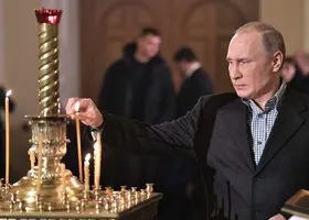 Путин поздравил православных с Рождеством и напомнил о роли РПЦ