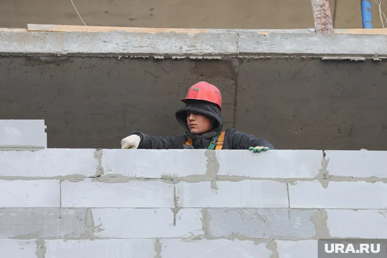 За полгода Госстройнадзором ЯНАО проведено 906 проверок строительства