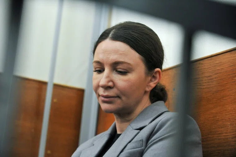 Арбитражный суд наложил арест на недвижимость Блиновской и ее родственников