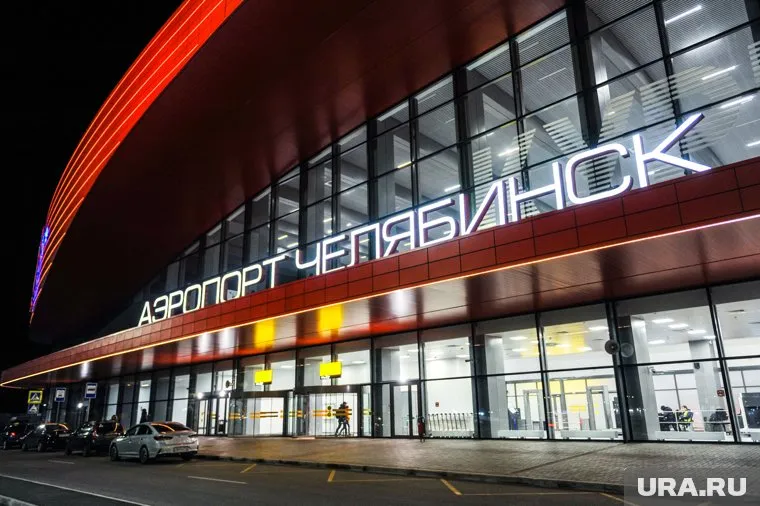 В создании опасной ситуации пассажиры винят руководство воздушной гавани