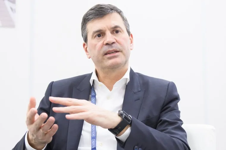 Интервью с Алексеем Комиссаровым. Сочи, комиссаров алексей