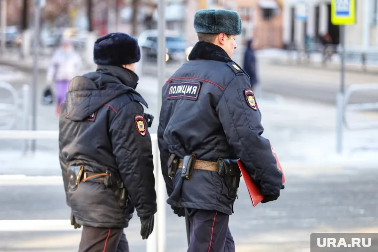В Курганской области полиция охраняет школы