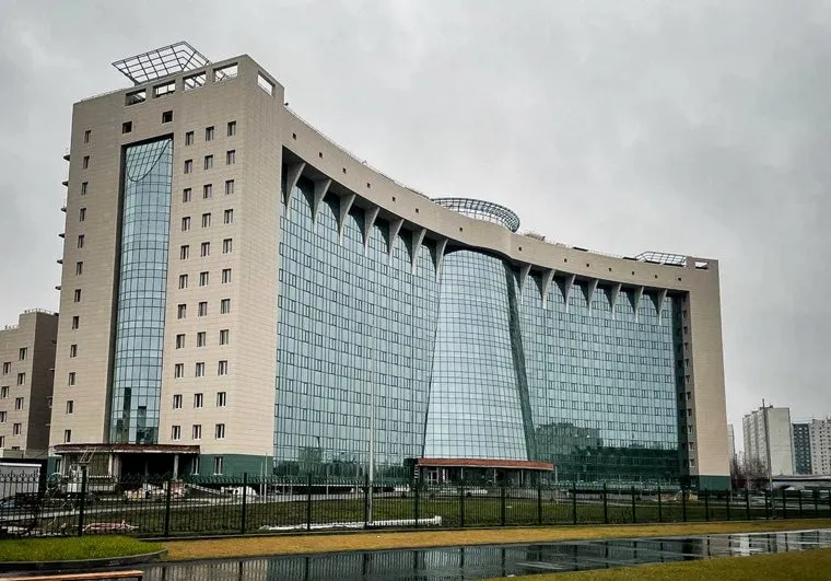 Нижневартовская детская клиническая окружная больница. Нижневартовск