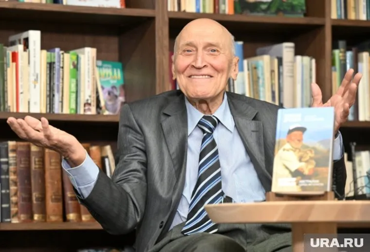 Легендарный ведущий празднует свое 88-летие 20 июня