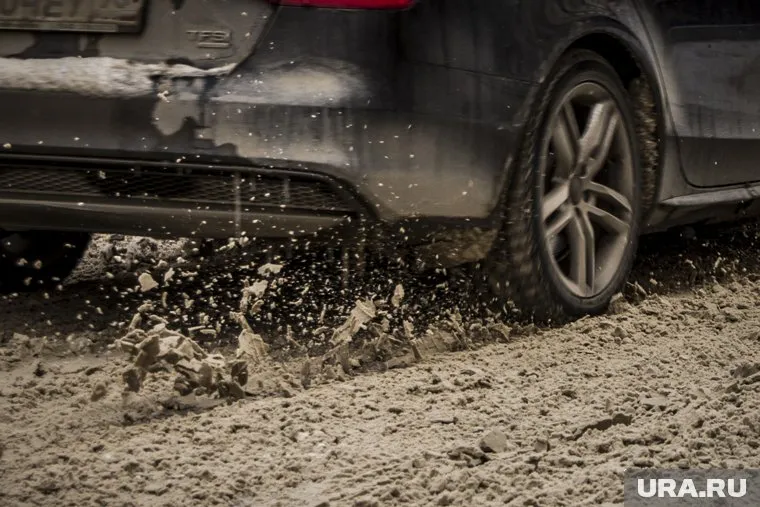 Сейчас дорога не подлежит восстановлению, считают местные жители