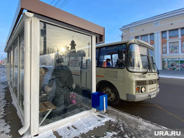 Льготы на проезд в автобусах вернут пенсионерам вместе со снятием обязательного режима самоизоляции (архивное фото)