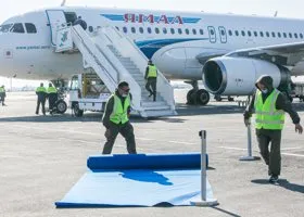 Авиакомпания «Ямал» доставила в ХМАО детей из ДНР