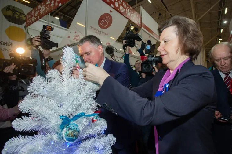 Открытие окружной выставки «Товары земли Югорской». Ханты-Мансийск, комарова наталья