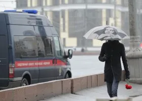 Спутница Немцова раскрыла детали его убийства