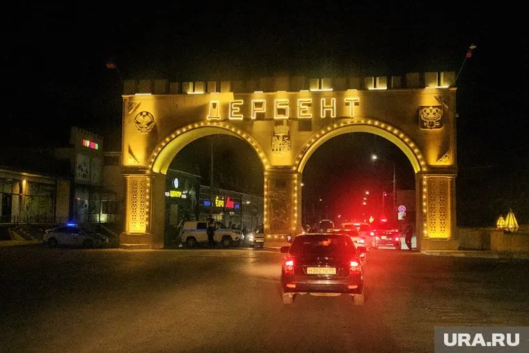 В результате нападений погибло минимум 17 человек