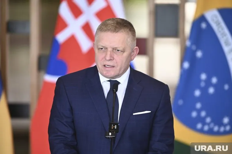 Фицо пообещал наложить вето на помощь Киеву от ЕС в размере 50 млрд евро