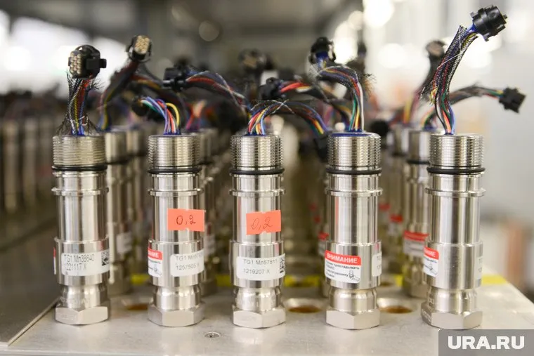 В списке оборудования — детали, инструменты и спецтехника для нужд промышленности