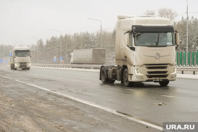 Водителей просят быть осторожными и соблюдать ПДД