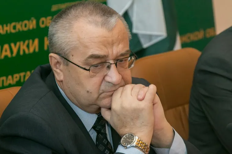 Круглый стол "Проблемы зарплат учителей". Курган, хмелев герман