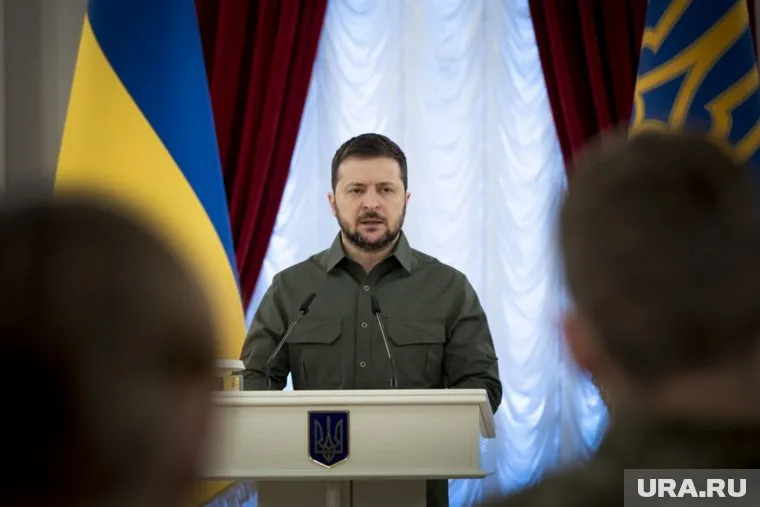 Ранее Владимир Зеленский призвал легализовать на Украине лекарств на основе каннабиса