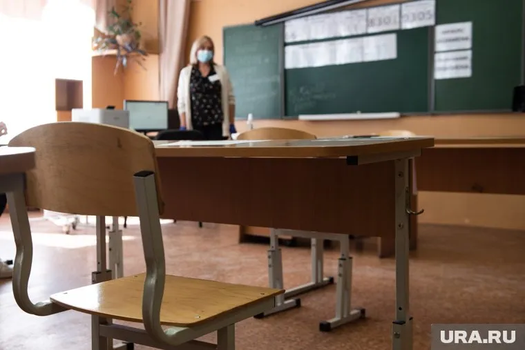 Работу школ в Москве уже остановили на две недели