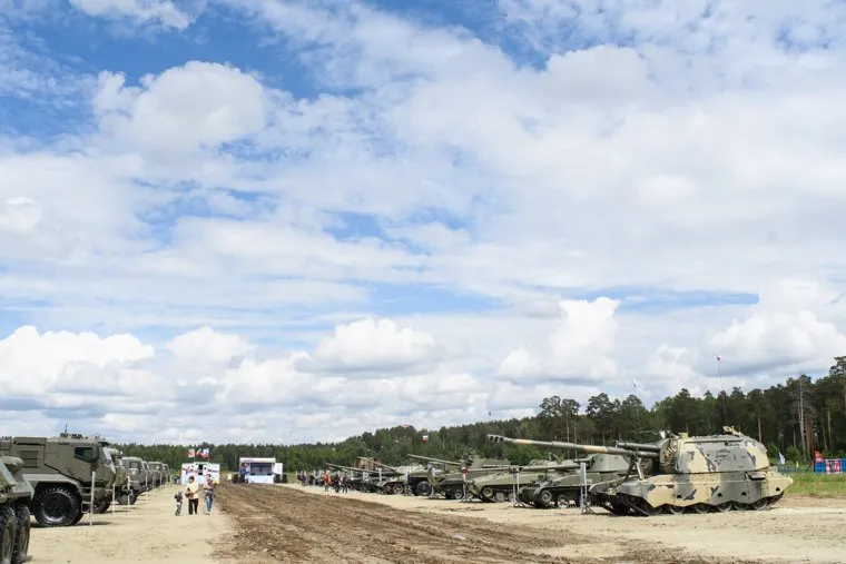 Первый день форума "Армия 2019" на Свердловском полигоне. Екатеринбург