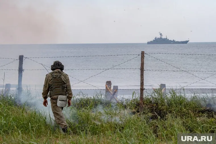 Армия Украины попыталась атаковать российский корабль в Черном море, сообщили в Минобороны РФ