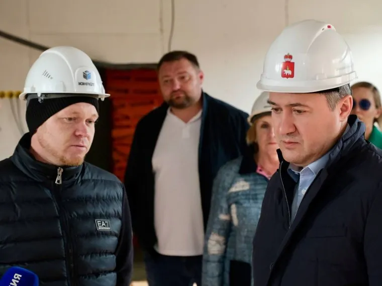 Махонин побывал на строительстве нового детсада в микрорайоне "Химик"