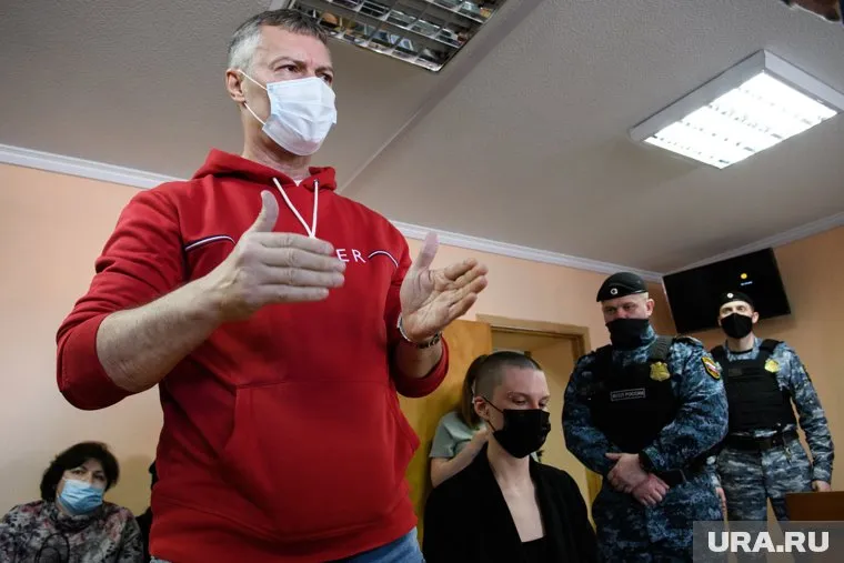 Евгений Ройзман не спешит с заявлением о выдвижении в Госдуму