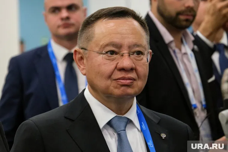 Файзуллин приехал в Екатеринбург на Международный строительный форум-выставку 100+ TechnoBuild