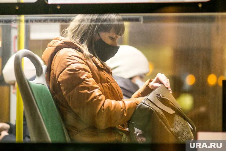 Сейчас иммунная прослойка в России составляет около 25%, считает Артур Исаев