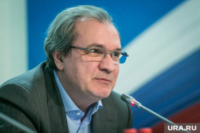 Покупателем акций холдинга выступил Внешэкономбанк