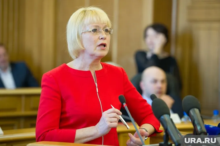 Отставка Умниковой все-таки связана с перестановками в "Девятке"