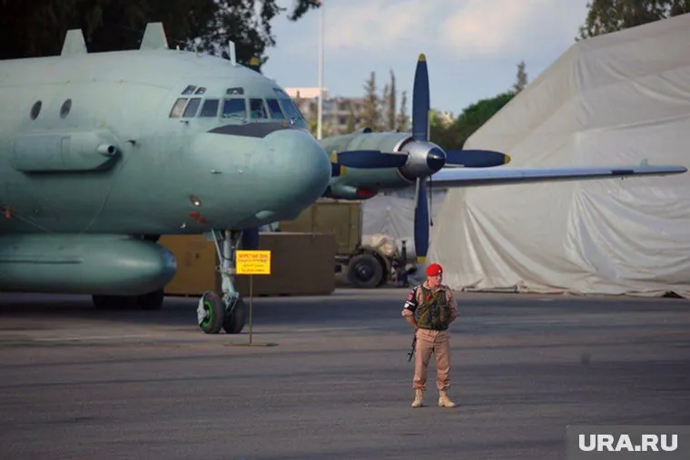 Борт RF-95979 за несколько дней до гибели на базе Хмеймим