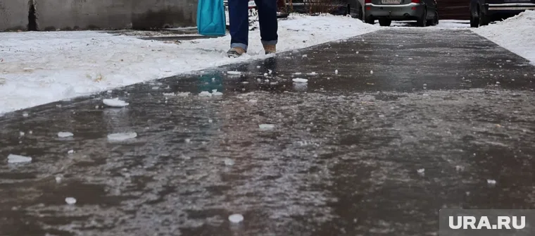 Жительница Шадринска получит почти полмиллиона от УК после падения на гололеде