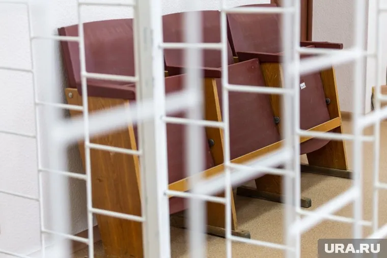 Суд Нового Уренгоя приговорил наркодилера к 11 годам колонии