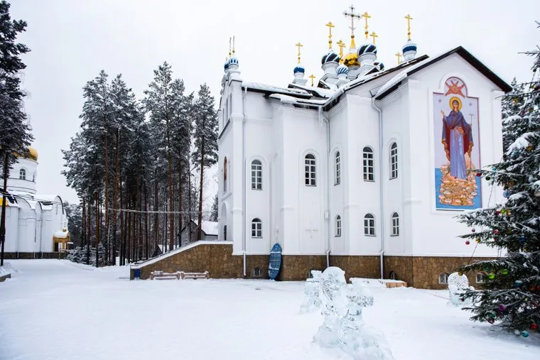 Среднеуральский женский монастырь в честь иконы Пресвятой Богородицы «Спорительница хлебов». Свердловская область, Среднеуральск
