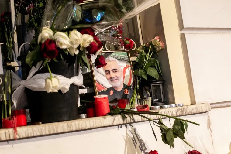 Мемориалы у посольств Ирана и Украины. Москва