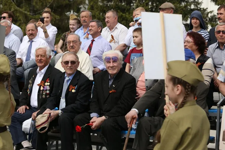 Военный парад посвященный Дню Победы. Курган