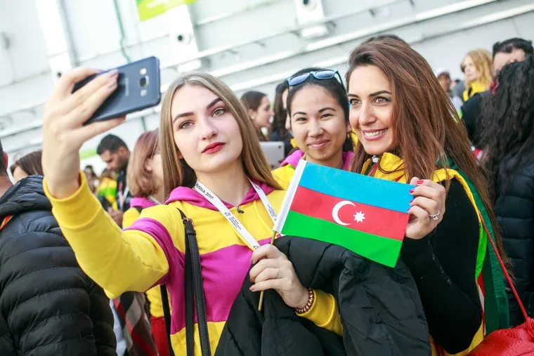 XIX Всемирный фестиваль молодежи и студентов. Второй день. Сочи, фестиваль молодежи и студентов