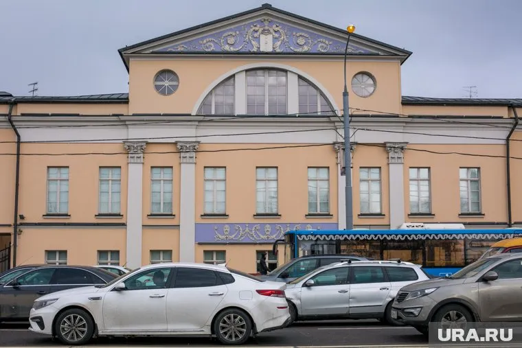 Алкоголики и наркоманы смогут водить автомобиль, легко обойдя новые правила