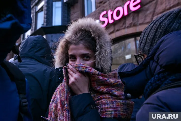 Поклонники Apple в этот раз не будут мерзнуть в очередях