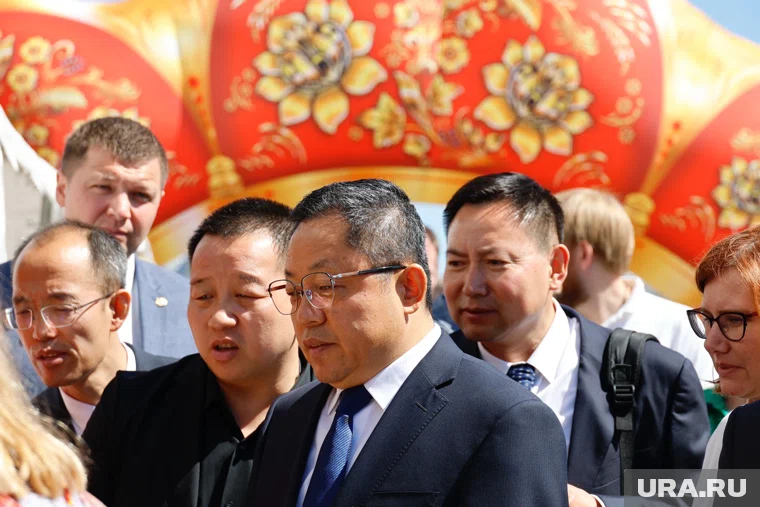 Для китайских гостей сайт будет работать на родном языке