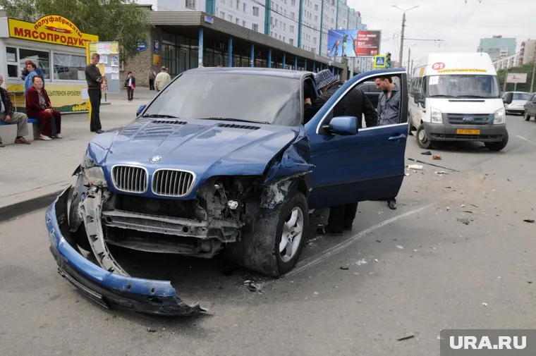 Водитель немецкой машины пошел на обгон и не справился с управлением (архивное фото)
