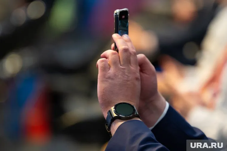 Екатеринбурженка сломала один из позвонков после падения