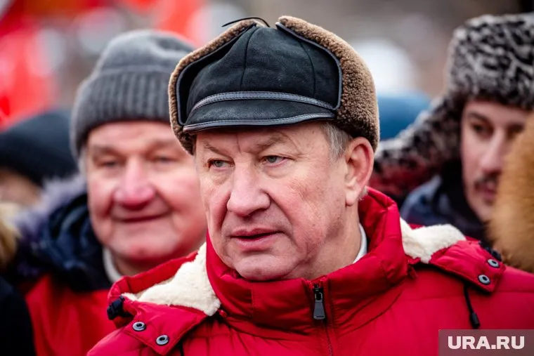 Валерий Рашкин сообщил о затратах пенсионеров из-за блокировки социальных карт