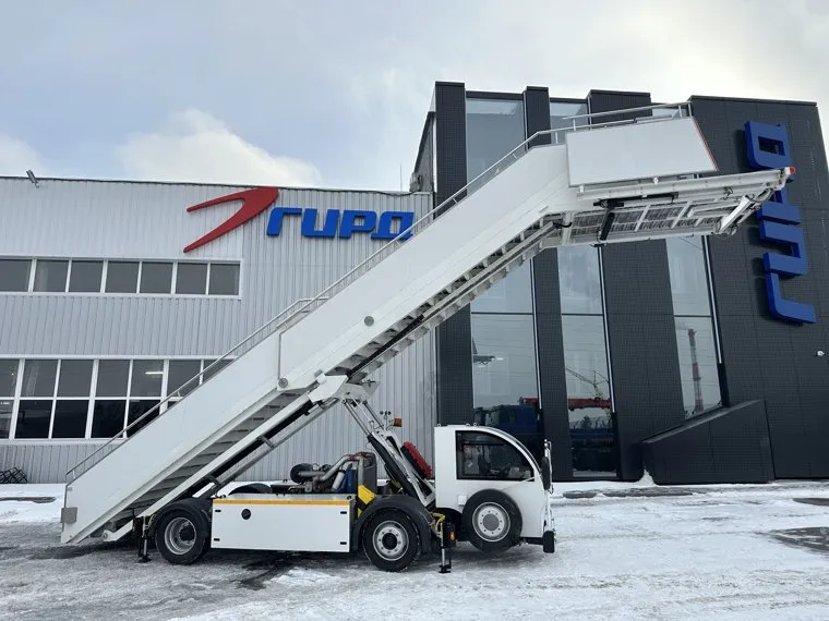 Новый трап прибыл в Воронеж 11 февраля