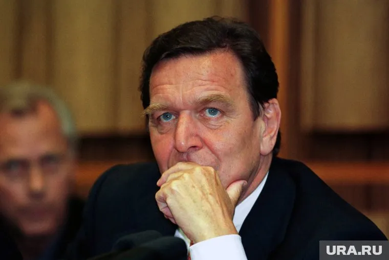 Шредера вызвали свидетелем по делу о подрыве «Северных потоков»