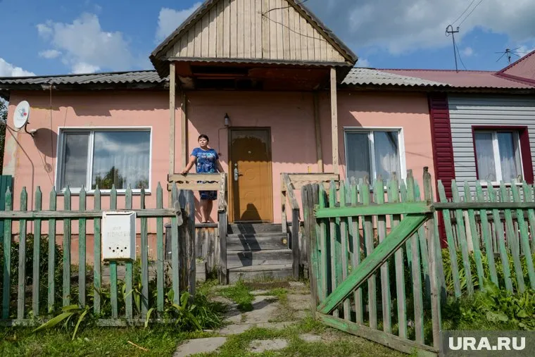 Администрация города обещает починить часть дома в течение года (фото из архива)